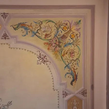 Alojamento de Acomodação e Pequeno-almoço Le 5 Vie *